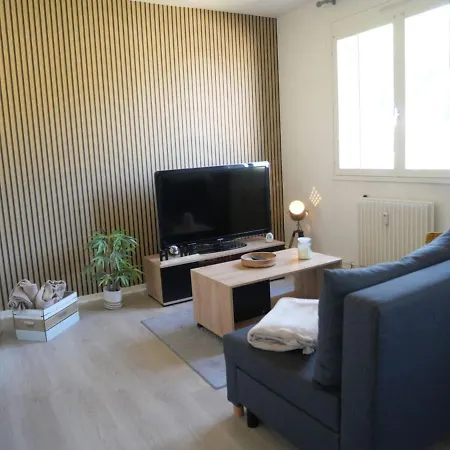 Les Berceaux Thermal & Parking Prive Apartment Royat